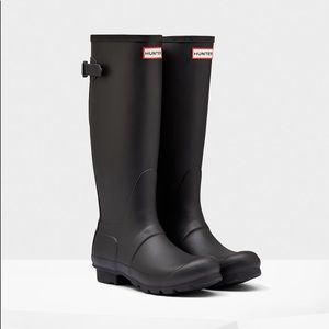 Hunter Boots - Tall With Expandable Gusset
